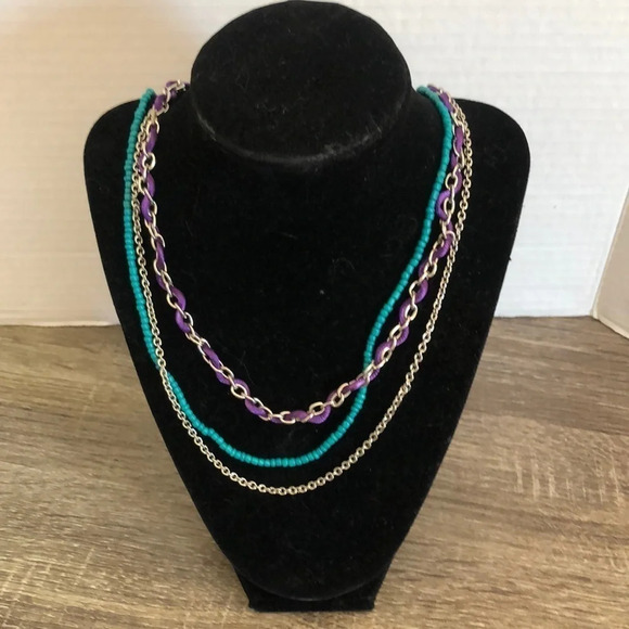 Three  Strand Necklace - Picture 1 of 4